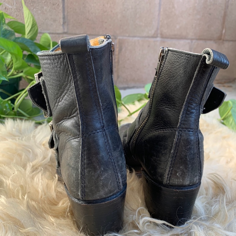 Frye Black Leather Buckle Boot Size 6 - Picture 7 of 9
